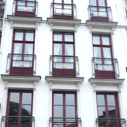 Lille Ville Soleil - Façade de la parfumerie du Soleil d'Ord, rue Esquermoise