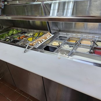 Pizzaiolo's - Salad bar and cannoli - Pizza Near Me - Brenham, Texas