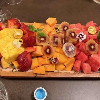 Picnics From The Vine - Fruit plate dessert - Caterers Near Me