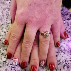 They are so pretty my holiday nails! They do such beautiful work! I love them!