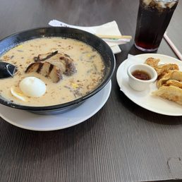 I got the kashu ramen and added gyoza