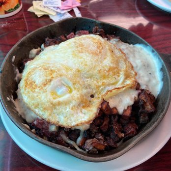 Billy's Cafe - Corn Beef Hash Skillet - Breakfast & Brunch Near Me - Burlington, Washington