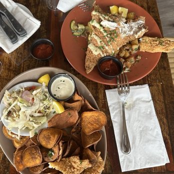 Sunset Pointe - Fried flounder fish plate with sweet potatoes chips & snapper throats. Good portion! - Bars Near Me - Fairhope, Alabama