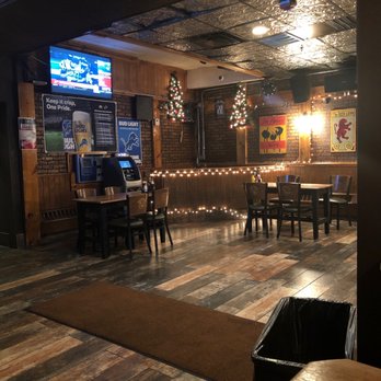 The Old Shillelagh - Christmas at Old Shill - Burgers Near Me - Detroit, Michigan