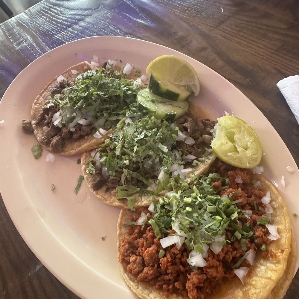 Taqueria El Toro - 2 steak taco. 1 chorizo taco - Tacos Near Me - Milwaukee, Wisconsin Taqueria El Toro - 2 steak taco. 1 chorizo taco - Tacos Near Me - Milwaukee, Wisconsin