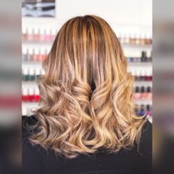 Blonde balayage
