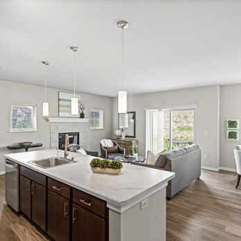 High Bluff Townhomes - Apartments Near Me - Grafton, Wisconsin High Bluff Townhomes - Apartments Near Me - Grafton, Wisconsin
