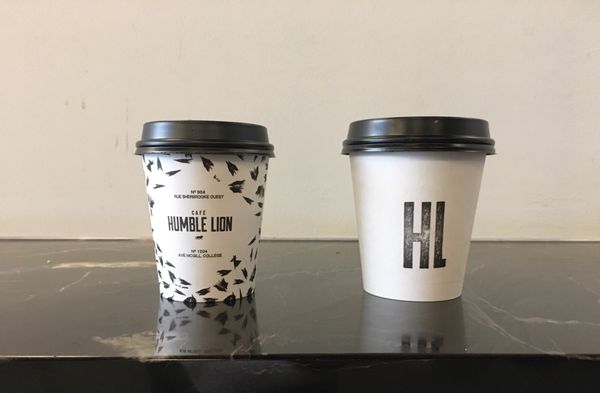Café Humble Lion (McGill College) by null