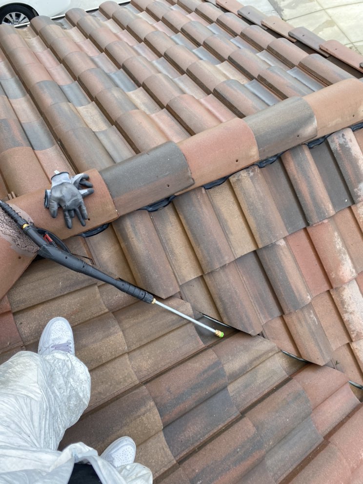 Slide of Valley Exterior Maintenance