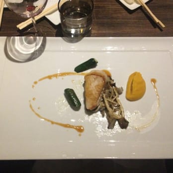 Park Restaurant - Seared ahi tuna with yummy shrooms & asparagus - Asian Fusion Near Me - Westmount, Quebec Park Restaurant - Seared ahi tuna with yummy shrooms & asparagus - Asian Fusion Near Me - Westmount, Quebec