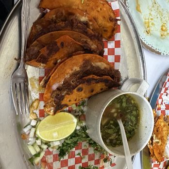Delicious Birria - 5 Birria Tacos w/ Cheese - Tacos Near Me - Houston, Texas