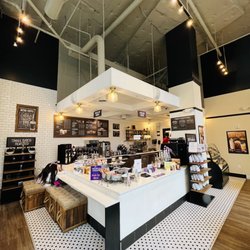PJ's Coffee - Inside vibe
