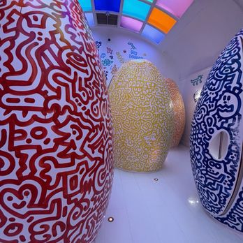 Sketch - The Iconic Mr. Doodle bathroom pods - French Near Me - London, XGL