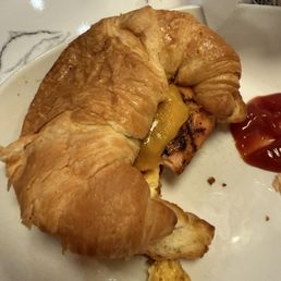 Salmon & scrambled egg croissant! Salmon & scrambled egg croissant!