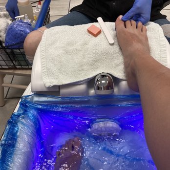 Sparkling Nails - Nail Salons Near Me - Centerville, Utah