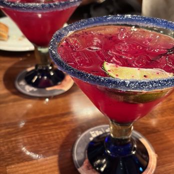 LongHorn Steakhouse - Patr-n Dragon Fruit Margarita - Steakhouses Near Me - Troy, Michigan LongHorn Steakhouse - Patr-n Dragon Fruit Margarita - Steakhouses Near Me - Troy, Michigan