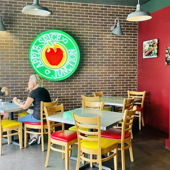 Apple Spice Junction - Interior - Sandwiches Near Me - Rancho Dominguez, California