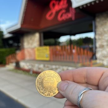 Par-King Skill Golf - Winning free game token - Amusement Parks Near Me - Lincolnshire, Illinois Par-King Skill Golf - Winning free game token - Amusement Parks Near Me - Lincolnshire, Illinois