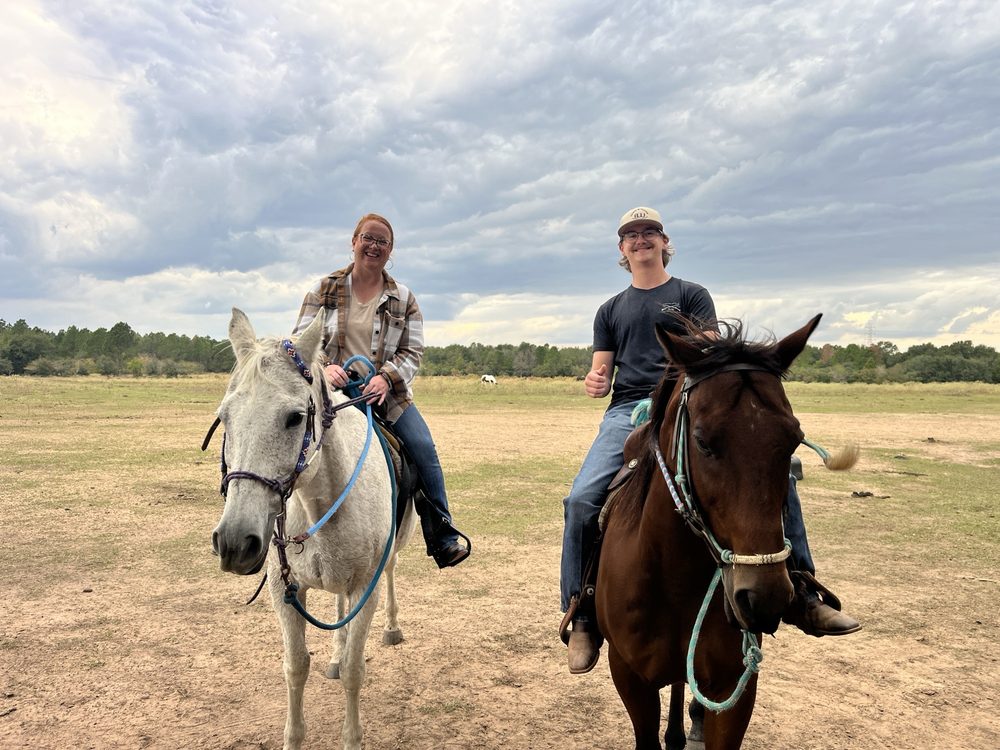 Cowboy Country Life Logo