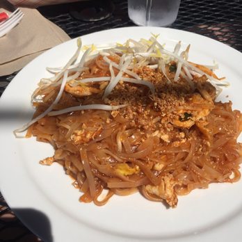 Sweet Basil Express - Thai Near Me - Eugene, Oregon
