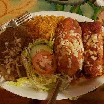 Huertas Restaurant - Chicken enchilada and chile relleno combo - Seafood Near Me - Indio, California