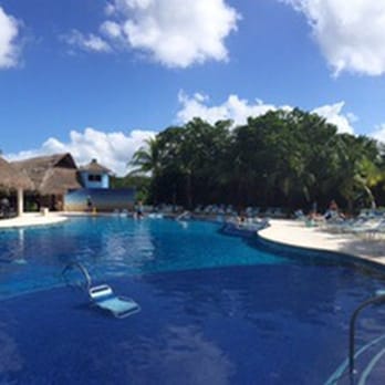 Paradise Beach - Pools - Mexican Near Me - Cozumel, ROO Paradise Beach - Pools - Mexican Near Me - Cozumel, ROO