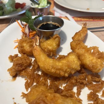 Asian Cuisine - Crispy Shrimp delicious - Laotian Near Me - Worland, Wyoming