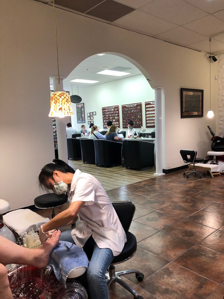 AQ Nails Spa