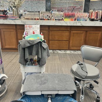 Nails Studio - salon - Nail Salons Near Me - Phoenix, Arizona