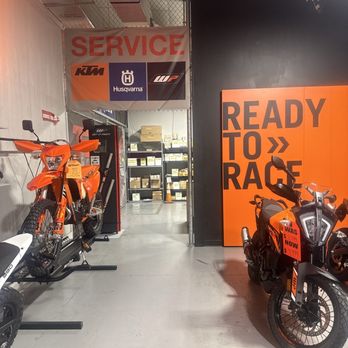 TJ's Cycle - Service desk area - Motorcycle Repair Near Me - Austin, Texas TJ's Cycle - Service desk area - Motorcycle Repair Near Me - Austin, Texas