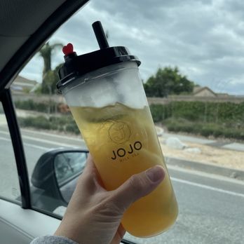Jojo Tea Shoppe - Smashed Lemon Tea - Coffee & Tea Near Me - Rancho Cucamonga, California