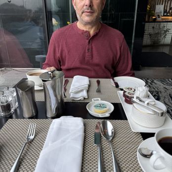The Marker Hotel - Breakfast table - Hotels & Travel Near Me - Dublin, D