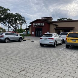 Exterior photo of LongHorn Steakhouse - Orlando, Florida Exterior photo of LongHorn Steakhouse - Orlando, Florida