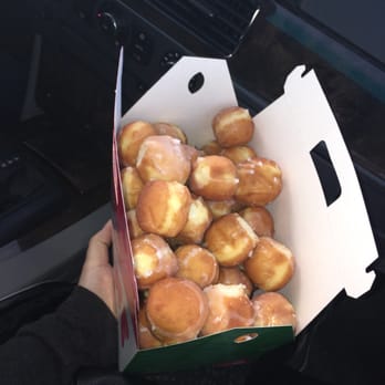 Dunkin' - "The box won't close." Maybe you could have used 2 boxes? - Coffee & Tea Near Me - Sparks, Nevada Dunkin' - "The box won't close." Maybe you could have used 2 boxes? - Coffee & Tea Near Me - Sparks, Nevada