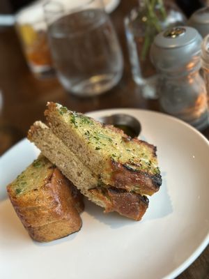 Stella's Southern Brasserie by null