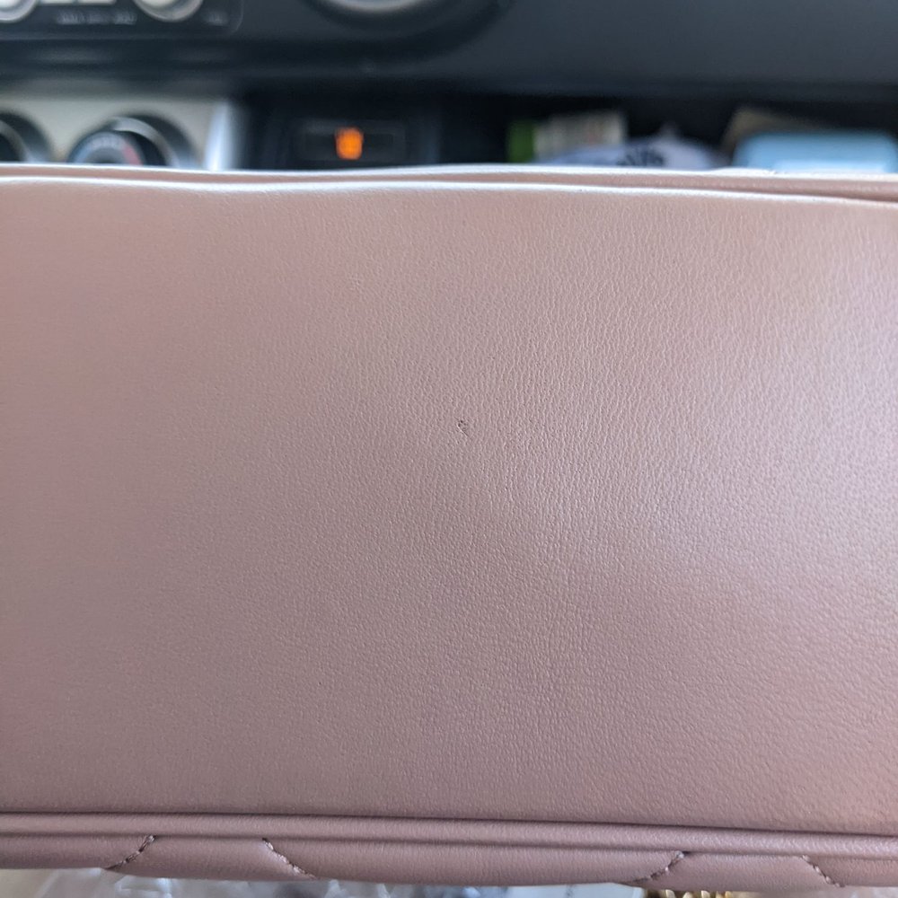 Tory Burch Outlet - Damage on a NEW bag - Women's Clothing Near Me - Livermore, California