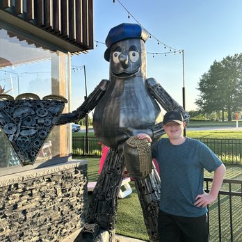 Mellow Mushroom St Peters - Outside - Pizza Near Me - Cottleville, Missouri