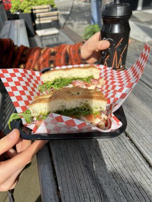 Q's Sandwich Shop by null