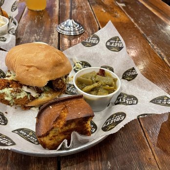 Edley's Bar-B-Que - Nashville Hot Chicken Sandwich with 2 Sides - Barbeque Near Me - Nashville, Tennessee Edley's Bar-B-Que - Nashville Hot Chicken Sandwich with 2 Sides - Barbeque Near Me - Nashville, Tennessee