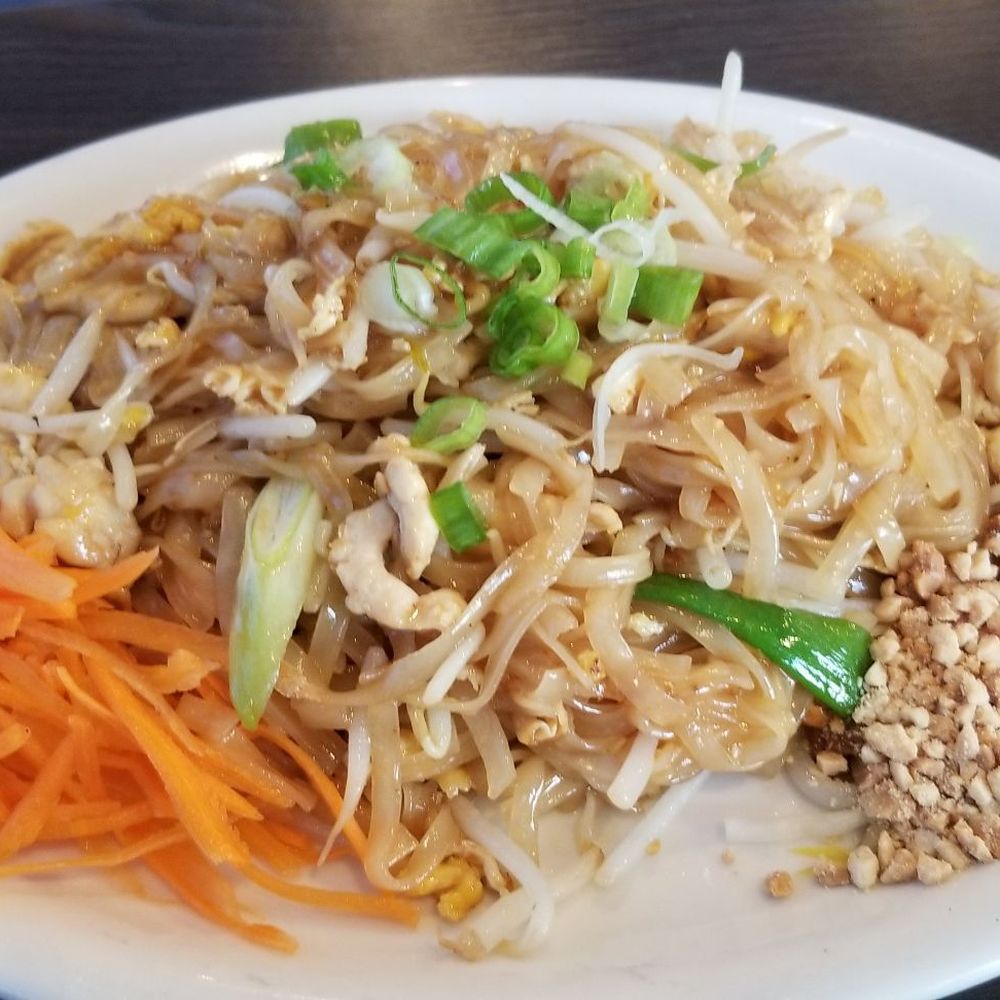 Lucky's Thai Pantry - Thai Near Me - Orange, California