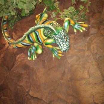 Rainforest Cafe - American Near Me - Edison, New Jersey Rainforest Cafe - American Near Me - Edison, New Jersey