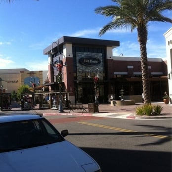Yard House - Bars Near Me - Temecula, California Yard House - Bars Near Me - Temecula, California