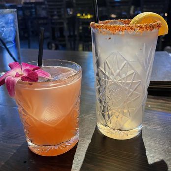 Pour Behavior - Pretty in Pink and Peach Paloma - New American Near Me - Houston, Texas Pour Behavior - Pretty in Pink and Peach Paloma - New American Near Me - Houston, Texas
