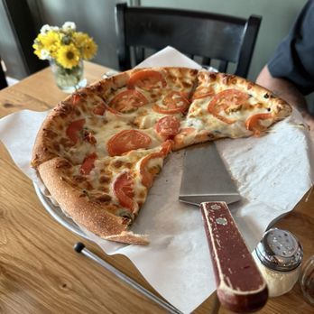 George's Cucina Italiana - Prosciutto Pomodoro Pizza - Italian Near Me - Glendale, California