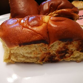 Jack Le Coq - 4 mini breads included with the family order - Chicken Shop Near Me - Verdun, Quebec