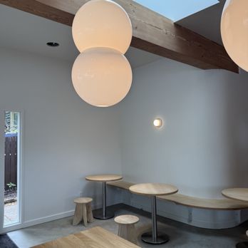 Prince Coffee - Indoor seating - Coffee & Tea Near Me - Portland, Oregon