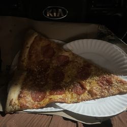 Benny Mazzetto’s - Pepperoni pizza