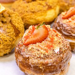 Strawberry crunch puffnut donut