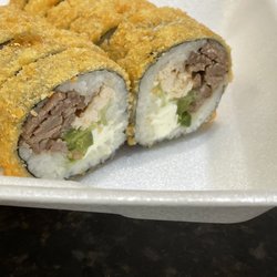 El Sushi de Papá - Better photo of Bacon Beef Roll