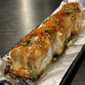 Sushi Ichimoto - Tiger Eye Roll (baked california roll with scallops & tobiko on top) - Sushi Bars Near Me - Hayward, California Sushi Ichimoto - Tiger Eye Roll (baked california roll with scallops & tobiko on top) - Sushi Bars Near Me - Hayward, California